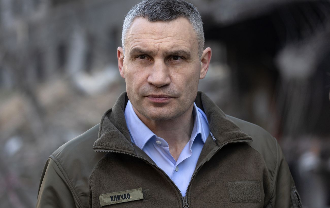 На Троєщині киянам допомагають із переселенням і харчуванням через складну ситуацію з компослугами, - Кличко