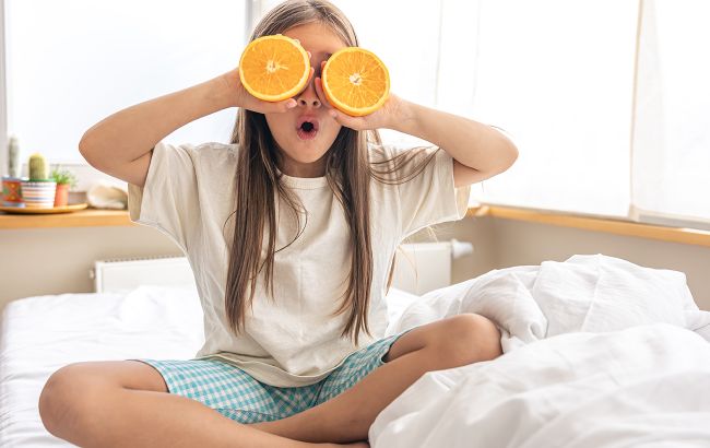 Ось цих вітамінів найбільше бракує підліткам: чим це небезпечно