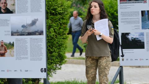 Украинки могут получить финансовую помощь: кого это касается и как подать заявку