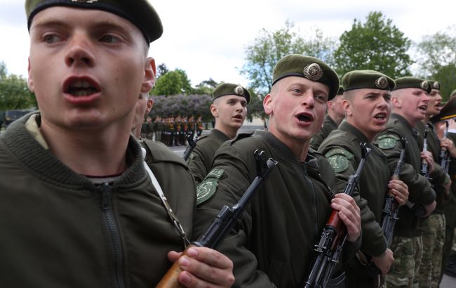 Пограничники Беларуси пожаловались на "провокации" с украинской стороны (видео)