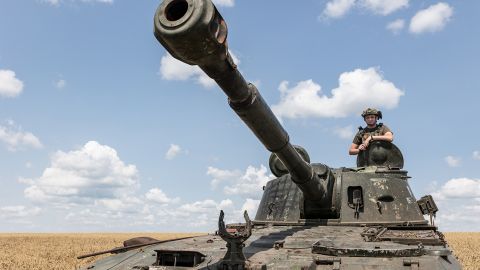 Морские пехотинцы уничтожили вражескую пушку "Гиацинт-Б" (видео)