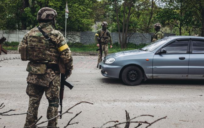 В Хмельницкой области военным разрешили проверять документы у гражданских