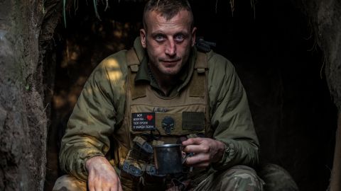 Две ПВО, три ракеты и около 900 оккупантов. Потери РФ в Украине за сутки