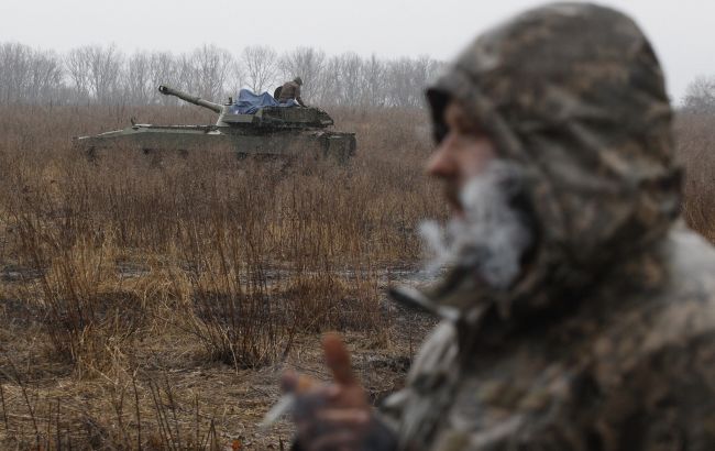 У зоні ООС українські військові відбили 10 атак ворога, знищено 6 танків окупантів