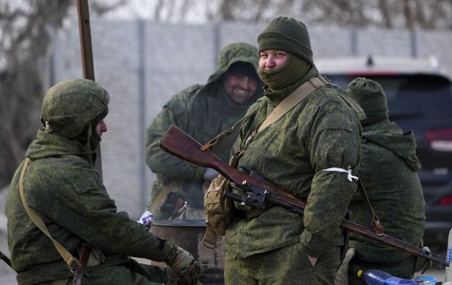 Росія відправила в Україну десятки тисяч нових солдатів, це не змінило ситуації на полі бою, - CNN