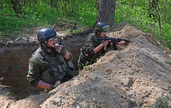 ВСУ успешно сдерживают попытки врага окружить украинские позиции в Луганской области, - ISW