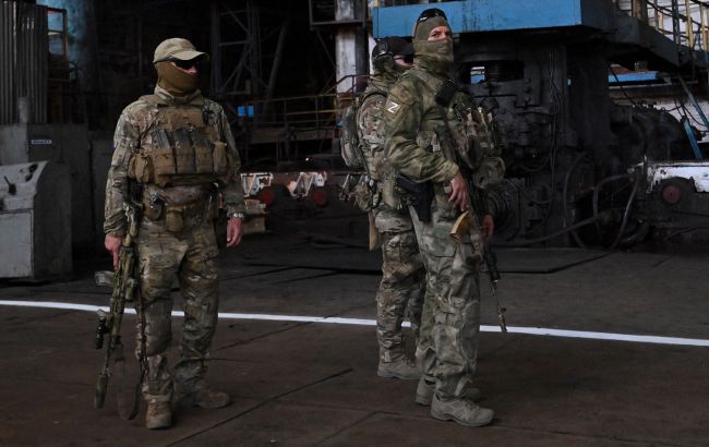 На ремонтной базе россиян в Мариуполе раздался взрыв
