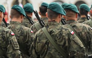 Польща активно готується до оборони, - ЗМІ