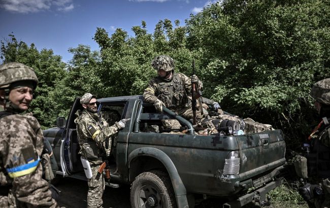 ВСУ остановили наступление врага под Бахмутом и подавили штурм возле Харькова, - Генштаб