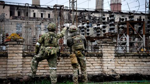 Проживаючих в Естонії росіян не впускатимуть назад до країни у разу участі у війні