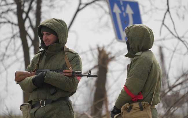 Окупанти перекинули в Луганську область частину своїх строковиків, - Генштаб