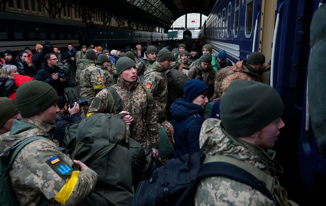 Никаких волн нет. В ВСУ объяснили, как сейчас идет мобилизация в Украине