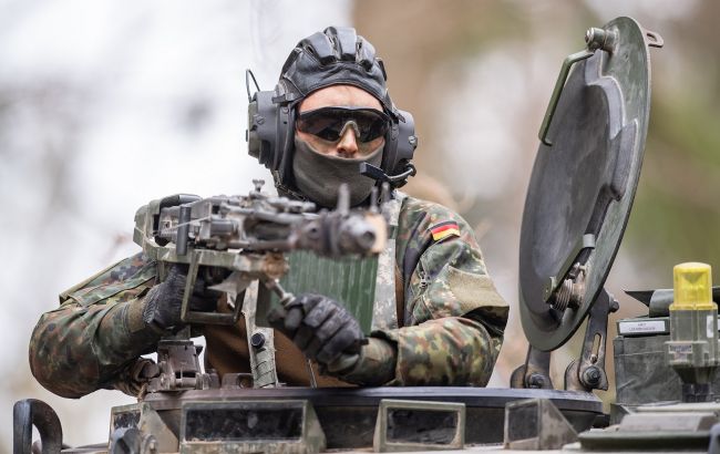 США відправлять свого полковника до Берліна, щоб контролювати Бундесвер, - POLITICO