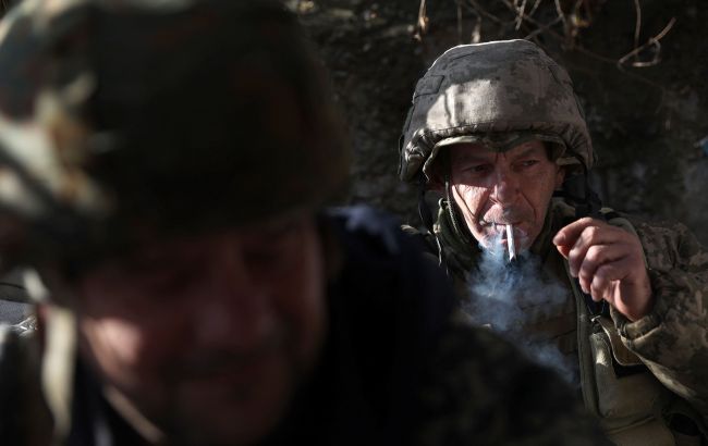 Враг давит "мясом". Снайперы рассказали, как бьют оккупантов в Бахмуте, как в тире