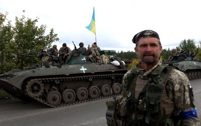 Украинские десантники показали видео из освобожденного села в Херсонской области