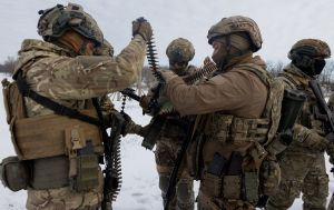 Намагалися замінувати шлях: під Куп&rsquo;янськом ЗСУ розбили групу росіян (відео)