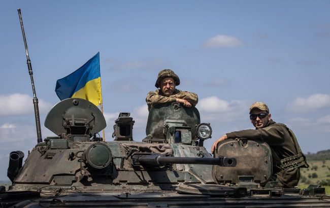 ВСУ подняли флаг Украины на левом берегу Херсонской области. Видео