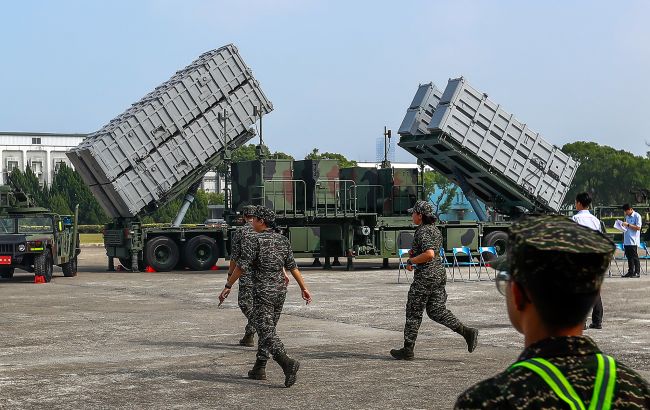 Крупнейшая в истории: США одобрили военную помощь Тайваню на фоне напряженности с Китаем