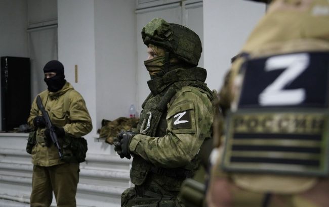 В оккупированном Геническе россияне угрожают украинцам и усиливают репрессии