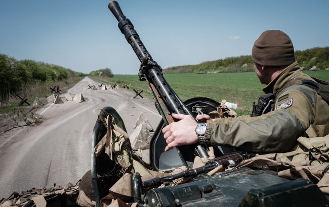 Россияне пытаются вытеснить украинские подразделения из Лимана, - Генштаб