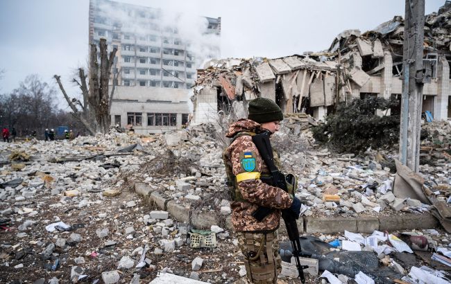 Украинские военные отразили 11 атак на Донбассе: сбит самолет и беспилотник