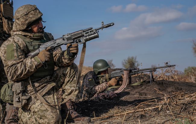 ЗСУ відбили понад 50 штурмів росіян біля Покровська: Генштаб оновив карту боїв