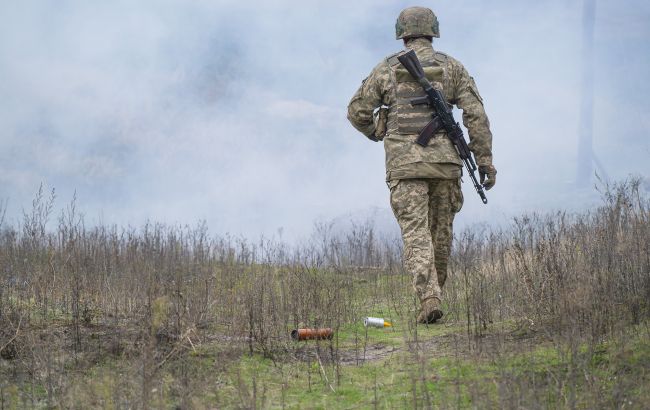 "Зловживали цілі підрозділи". Військовий омбудсмен про схеми з фіктивною службою на фронті
