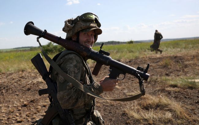 ЗСУ відбивають атаки на сході, а росіяни хочуть відновити положення на Запорізькому напрямку