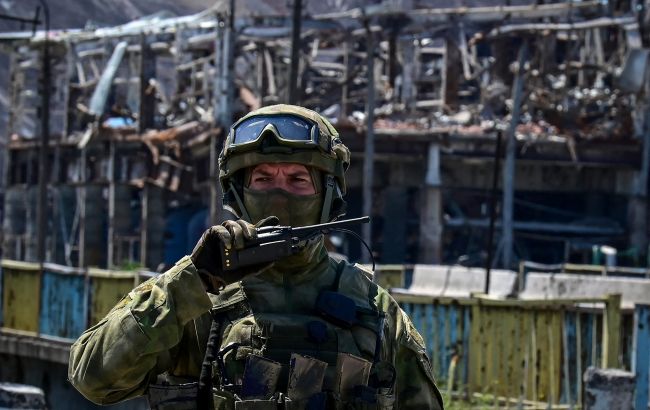 Офіцери і контрактники армії РФ збираються скласти зброю, - перехоплення ГУР