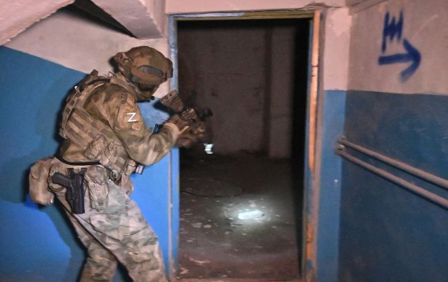 Оккупанты в Мариуполе хотят признать более 660 домов "бесхозяйными" и передать армии РФ