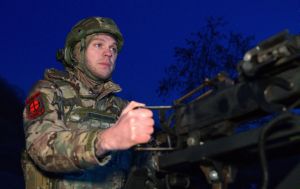 У Києві та Дніпрі пролунали вибухи на тлі атаки дронів