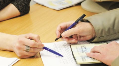 Украинцев хотят обязать уточнить свои данные в ТЦК. Даже за границей