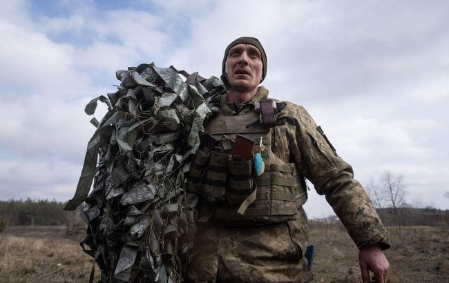 Росіяни наступають на трьох напрямках, ЗСУ відбили 60 атак, - Генштаб