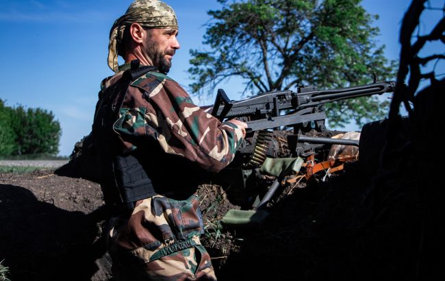 Десантники показали, як знищили дивізіон російських гаубиць "Мста-Б" (відео)
