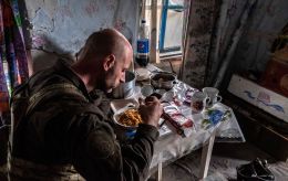 Никакой спаржи и осетрины. Чем будут кормить украинских военных по новым правилам