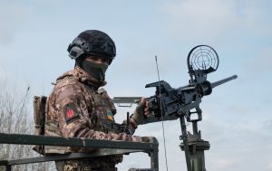 Дрони та ракети летіли у двох напрямках, десятки прильотів: деталі нічної атаки РФ
