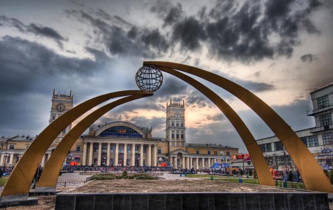 Харьковский горсовет переименовал 173 улицы, 4 парка и станцию метро