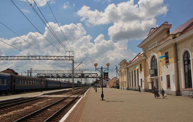 Два поїзда щодня. Як дістатися до Чехії та Словаччини залізницею з України