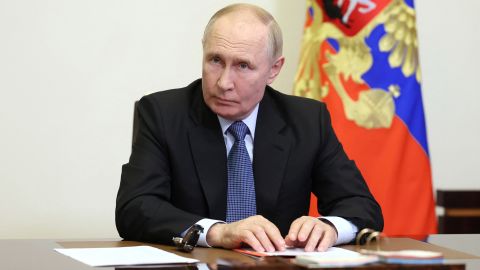 Путін висунув ультиматум українцям у Росії