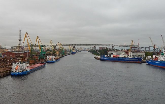 Большой порт Санкт-Петербург прекратил отгрузку селитры на фоне атак беспилотников, - СМИ