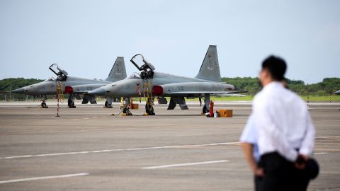 Тайвань поднял в небо истребители на фоне учений Китая и визита Пелоси