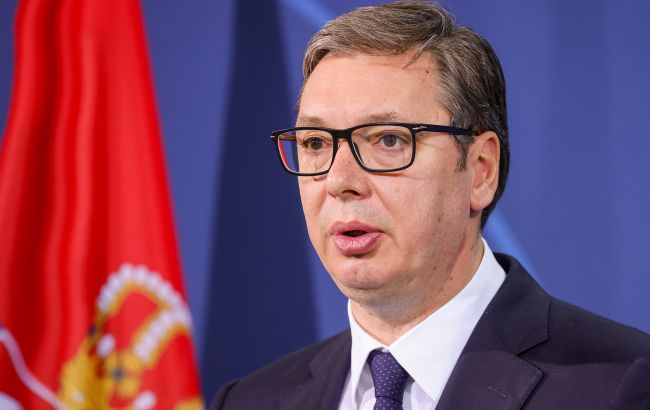 Президент Сербії Вучич оголосив про відставку