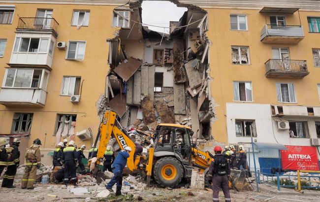 У Росії через вибух у житловому будинку у Волгограді загинули чотири людини