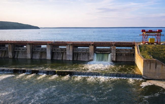 ВСУ показали момент удара КАБами по Печенежскому водохранилищу