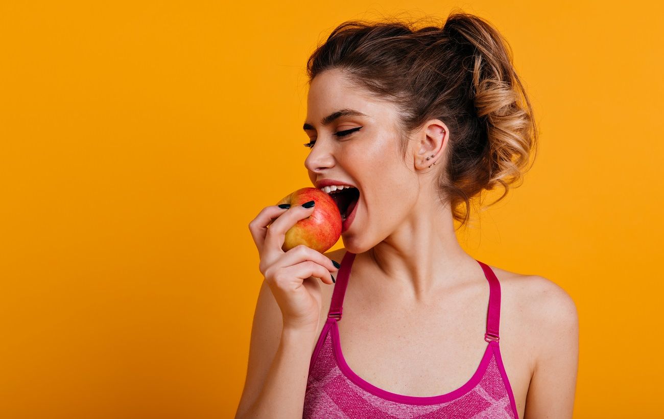 Три фрукти, які підтримують здоров'я волосся