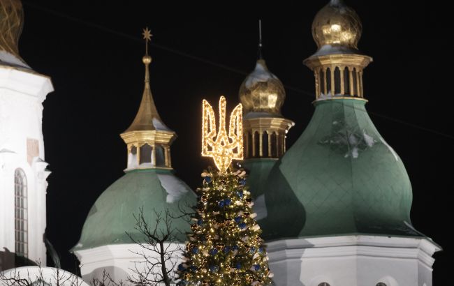 Главную елку страны посвятят фрескам Софии Киевской: киевлян приглашают украшать дерево