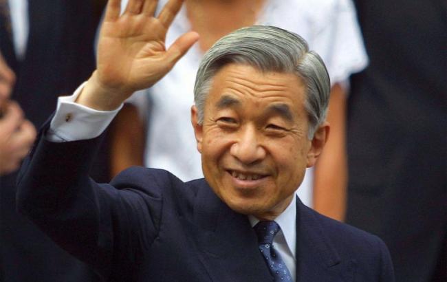 Уряд Японії дозволив імператору Акіхіто зректися престолу