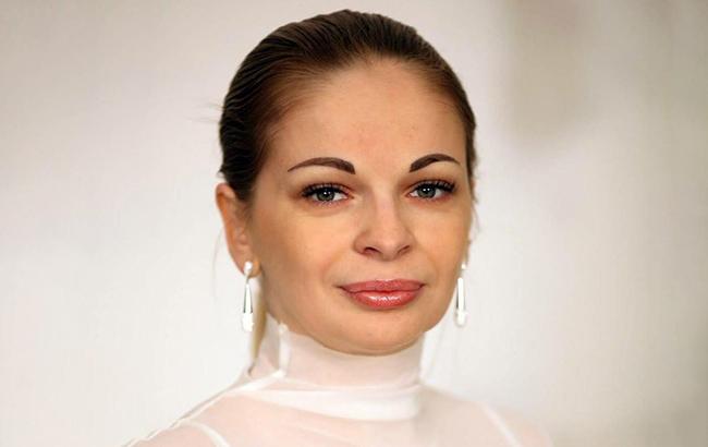 Початок кінця: відома волонтер порівняла росіян з одноклітинними організмами