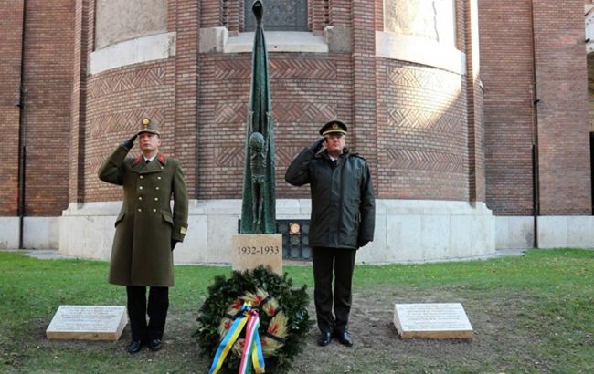 В Угорщині відкрили пам'ятник жертвам Голодомору в Україні