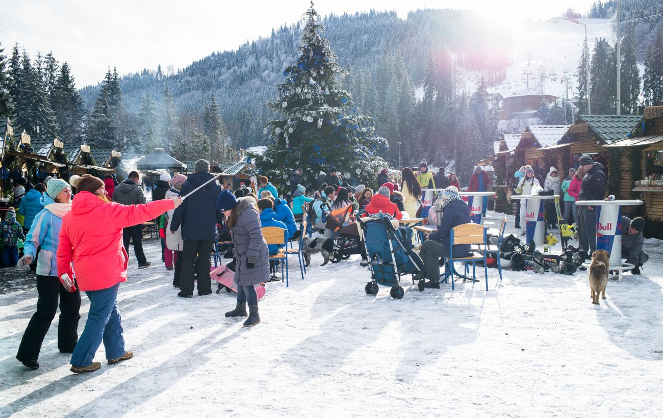 Скільки коштує Різдво і Новий рік 2026 у Буковелі: ціни на житло, ski-паси й розваги